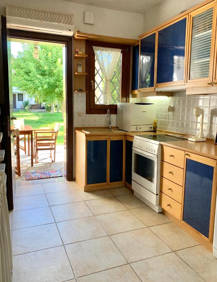 Stella'S Maisonette Сивири Екстериор снимка